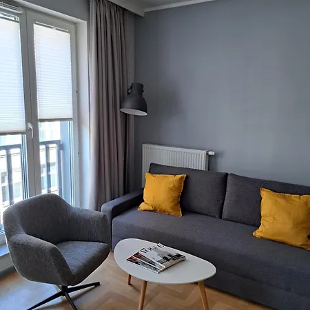 Central&quiet Studio *